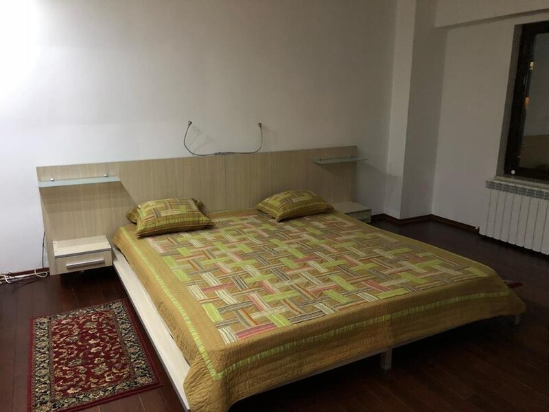 Metrou Muncii, Decebal, 2 camere 64mp, Centrala, Hidromasaj, contract Anaf